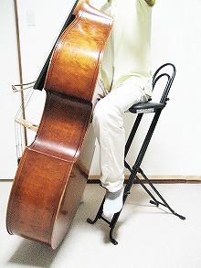 コントラバス椅子　TR-1